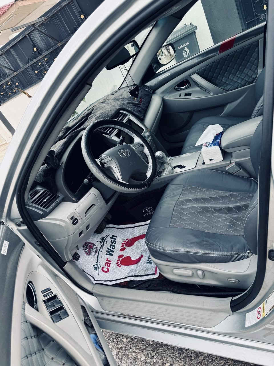 للبيع
كامري موديل 2008 امريكي هايبرد        فول مواصفات لمتدد مواصفات لكزز 
محدثه 2011 
تحكمات جهتين 
كروز مثبت سرعه 
كشن جلد وكهرباء +تدفئه كشنات اماميه 
بصمة تشغيل +ابواب بصمه +اشارات مري
حساسات خلفيه كامره تبريد مركزي قطعتين 
محرك (2400 ) 4 سلندر بشرط لاصرف ولانفخ ولا تنقيص كير كهربائيات كلها بشرط
سياره حزام صبغ بدون دواخل بدون ايرباك بجم كبس بشرط تخم تايرات جديد كوري بدون عيب او نقص كلها بالشرط رقم اربيل سنويه ورقم وهزه كلها جديده وباسمي تحويل بشرط مكانها اربيل 
السعر 98 $ شراي اتصل وتدلل 
للاستفسار ***********
***********
