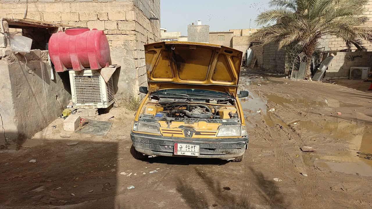 السلام عليكم بسبب الوعود الكاذبه اعيد النشر  بيجو روى رقم بغداد سنويه عضم رقم الماني بدون صاحب ما اندل صاحبه ابيع كوم حديد فقط اتكفل سرقه وعشائر مكان السياره كربلاء السعر 11 وبيه مجال اي استفسار عله خاص او رقم المبايل ***********
