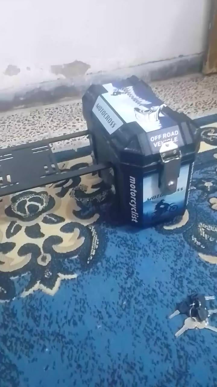 اسلام عليكم جنط جانبيات للبيع التفاصيل داخل الفيديو *********** واتساب
