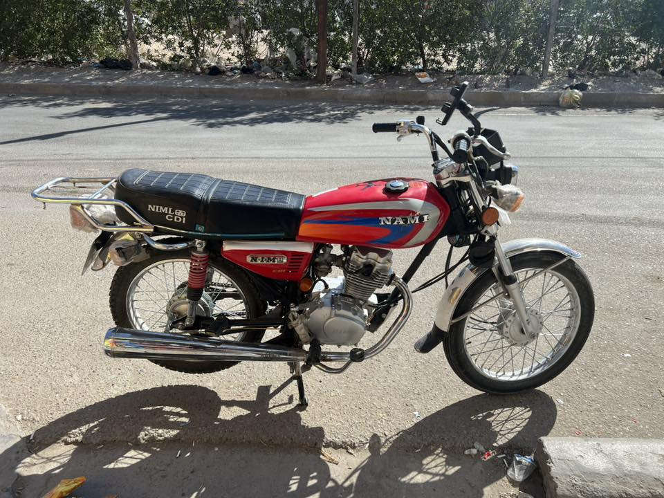 سلام عليكم للبيع نامه أربعه كير محرك مكفول ممفتوح دراجة خير من الله برغي ما نقصهة مكاني حالياً الدوره ابو دشير اوراقها كامله هـ***********بي واتساب دراجه سعرهة سعر600بيهة مجال
