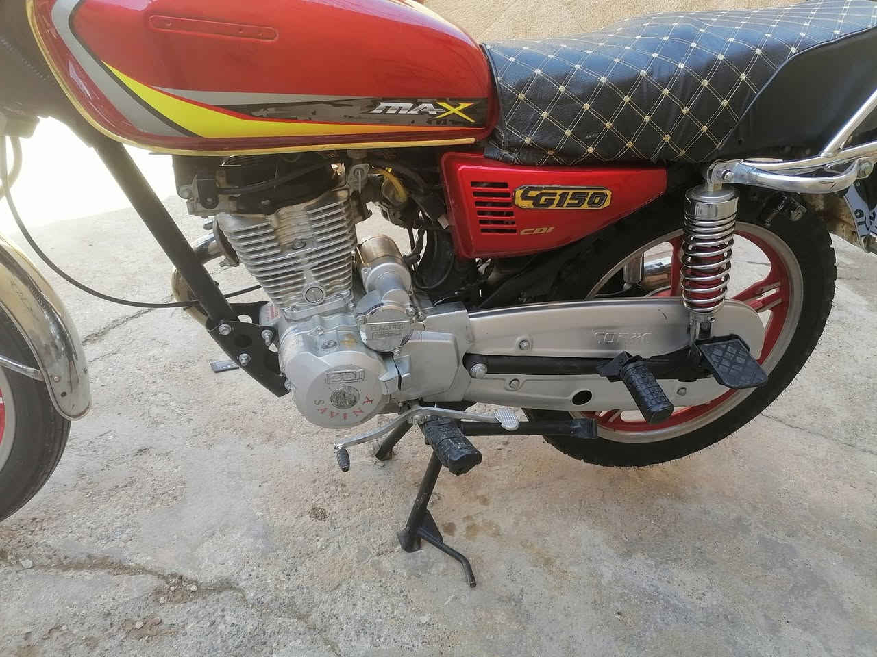 دراجه لبيع سيفان موديل 22 درجه حلوه اوراق مكينه مامفتوحه لسعر 575وبيه مجال حك لجيه
مكان واسط النعمانيه ***********
