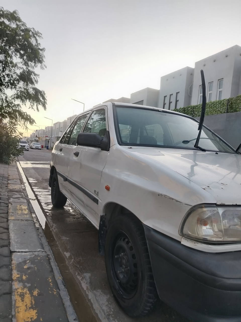 السلام عليكم سايبا للبيع موديل 9 رقم بغداد مالكهة بلنجف السيارة مال واحد جناي نضيفه خياسات مابيهة بس تنميل الشواصي شرط بلاديات السياره تعبان عليهة كهربائيات شغاله كير ستوني مسوي مشط مبدل حداديه ستوني شاد زوج تايرات للكدام هم جدد تبريد شغال وثلج محرك بدايه تبخير بس اني مداري ابدل الهة دبات ماخلي براميل السياره نقصهة شغلات بسيطة وشرط ترايك وين ميعجبك سياره متعوب عليه وصار عندي ضرف وريد ابيع سنويه ساقطه راعيهة يداوم بالعتبة سعر27 وبيهة مجال قليل للشراي 🚨 هاي كل تفاصيلهة رجائا لحد يتصل ويكلي شبيهة تجي تشوفهة وتفحص واذا معجبتك جوه نعالك 🚨 ***********

