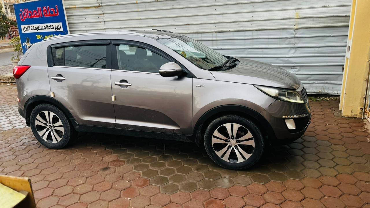 سعر بلاش
اقرأ التفاصيل كامله غير متواجدين عالفيس الشراي يتصل 
السلام عليكم ‏ *********** ‏
سبورتج موديل 2012خليجي محرك 2400 فول مواصفات كشن جلد قماره بنوراما كشن كهرباء وبعد بيهه هواي مواصفات كير محرك كفاله صدر جديد تخم تاير جديد 
سياره مناقصهه شي بأسمي تحويل ثاني يوم رقم اربيل الججديد هزه جديده مكاني بغداد المدائن قرب مجمع بسمايه السكني السونار مرفق بالمنشور بيهه قطعتين 
صبغ بدون دواخل سعر السياره بلاش وبالعافيه ع ياخذهه 
السعر 129 قفل المدائن, بابل
