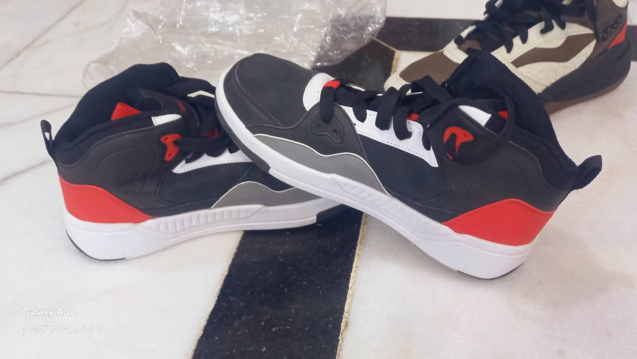 احذيه باله درجه اولى سيد حسن ناحية الإمام ***********رقم يوجد توصيل ٢ب٢٥ حجم ٤٠
