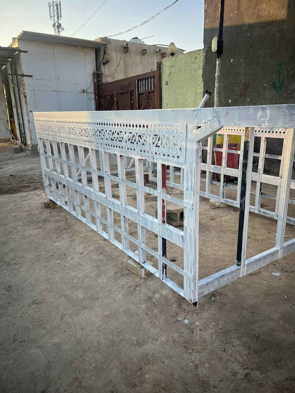 محجر نثيه جديد تفصال السعر 350 مكاني الشطره تجي شد وتروح ***********
