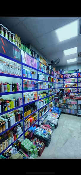 سلام عليكم رفوف للبيع عنوان بغداد مدينة صدر لاستفسار ***********
