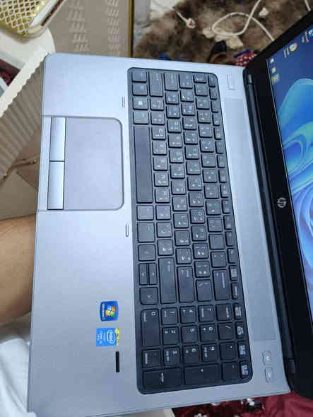 HP probook حجم 15.6 الكبير
ضخامه  وكارت شاشه خارجي AMD 2 ويه الشيرا 6 كيكا 
معالج cori5 g4 
hard.  ssd256
ram8
بطاريه اقل شي ساعتين

نضافه جهاز 98 ملحقاته كاملة 
مكاني بغداد  
سعر 150 ماكو هيج نضافه وحجم شاشه بهيج سعر 
سعر قفل رقم ***********
