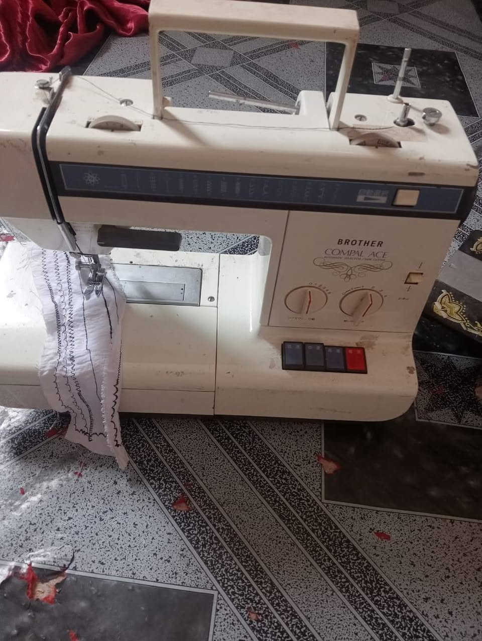 للاستفسار واتساب ***********

