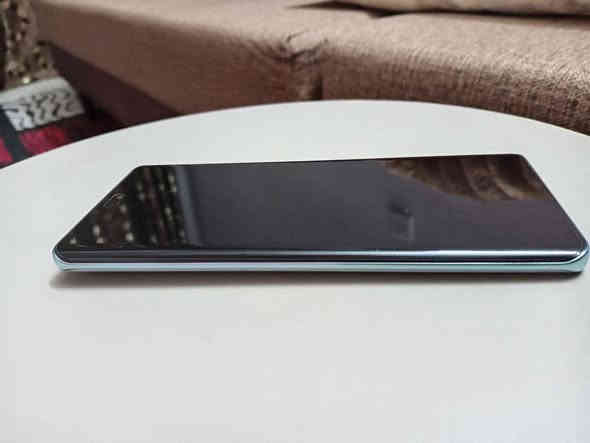 سلام عليكم جهاز هونرx9c ذاكره256 عشوائيه12 جهاز جديد استعمال١٠ تيام لزكه مضلله وياه شاحنه وسماعه بلاتوث اصليه  ولكارتونه ونطيك بي ضمان اسبوع سعر350 رقم*********** مكاني طارميه التدبير
