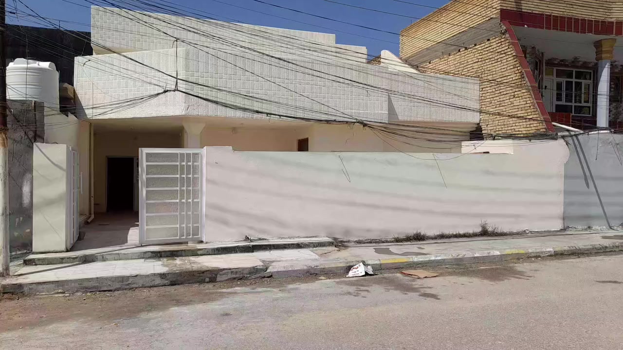 سلام عليكم بيت للبيع مساحة ٢٠٠م طابو صرف تحويل مباشر ٣ غرف نوم قاطين الدخل المحدود الثانية قريب ع بوابة مجاور المدرسة الستفسار ***********
***********
السعر ١٦٥ بي مجال
