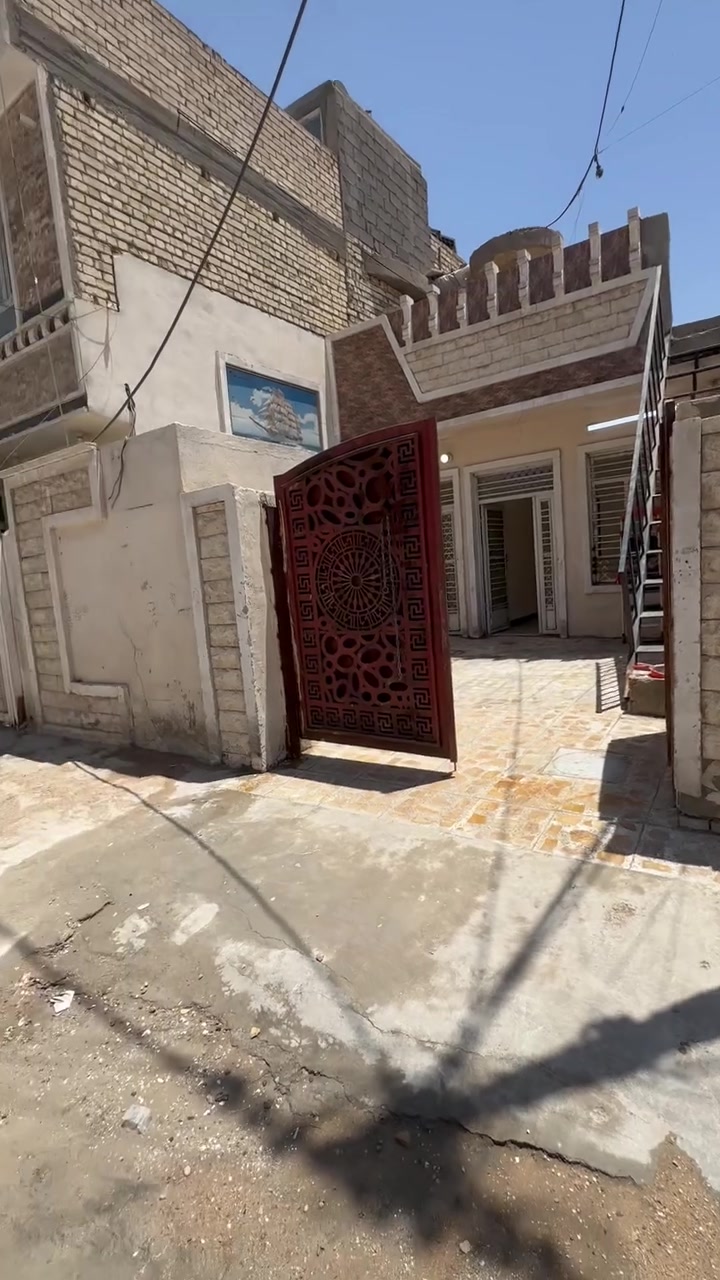 السلام عليكم بيت للايجار في منطقة الرواد الميكانيك قرب روضة الاقمار التفاصيل مثل ما موضحة بالفيديو 
السعر 400 للاستفسار التواصل عل واتساب 
***********
