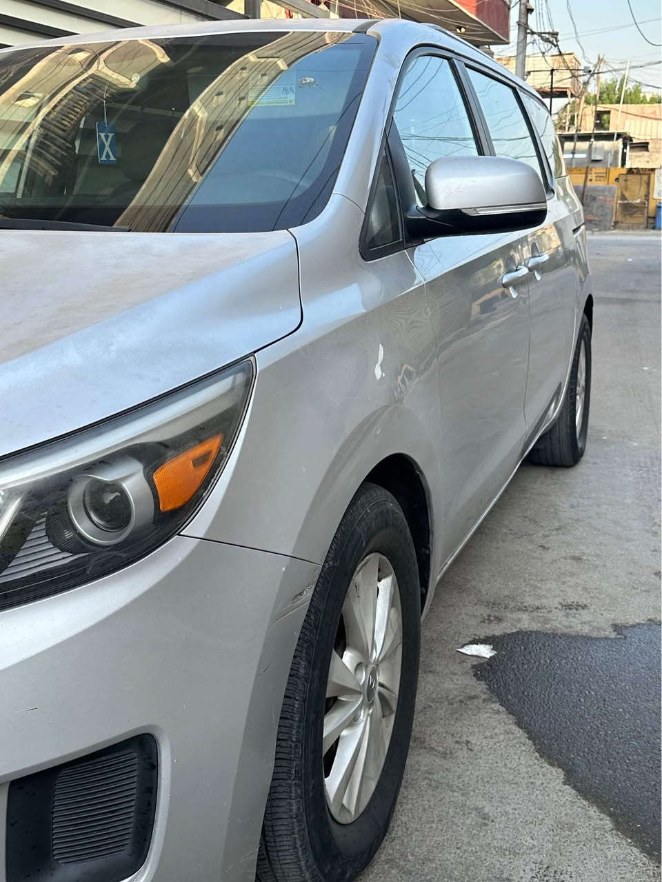 كيا سيدونا ٢٠١٦ lx
محرك v6 3300
ماشية ١٠٠  الف ميل
المواصفات :- 
كشنات تدفئة
البيبان الجانبية كهرباء 
بردات بلادي 
اشارة بالمري
مري شفط
حساسات خلفية + كامرا خلفية
تبريد ٣ قطع الخلفي تحكم منفصل
كشن خلفي بلع ( يعني تصير جنطه كامله )
تحكم ستيرن كامل 
الضرر :- الجاملغ الخلفي + باب الصندوق صبغ فقط بجم كبس 
رقم ذي قار انكليزي سنوية جديدة 
تحويل بااي محافظه
السعر :- 170$  وبيها مجال
المكان بغداد
رقم الهاتف *********** بغداد, العراق
