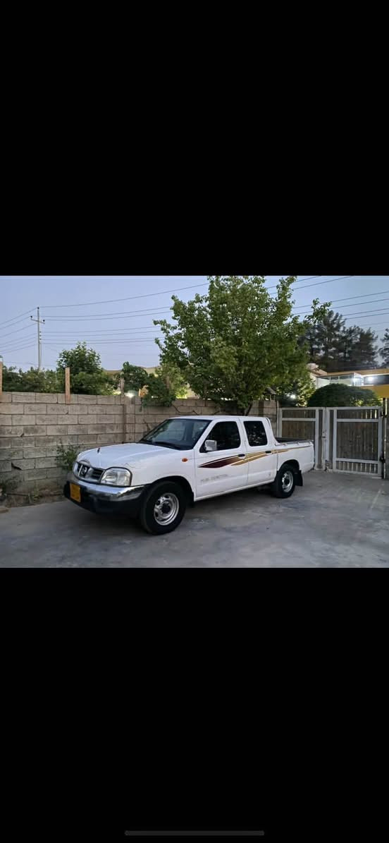 نيسان پيكه ب ٢٠١١گير مه كينه به شه رت چي چي سبوخي هه يه به لام به عيزام ده ده م ***********$١١٥ أربيل, العراق
