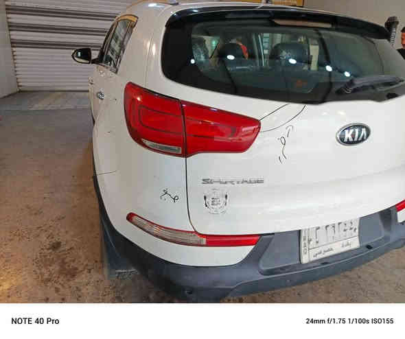 سلام عليكم
إعادة النشر بسبب الوعود الكاذبه 
للبيع سيارة سبورتج 2017 شكل القديم

حادثها موضح بل سونار 

سياره نضيفه كير مكينة خير من الله 
تدفئه تبريد ثلج 
رقم بغداد ألماني السيارة نضيفه مثل ماموضح بل صور واحلة بل حقيقة 

تحويل موجود 

السعر 144 أو بيها مجال بسيط 

مكان السيارة بغداد الدوره 

للتواصل ***********
