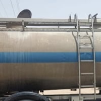 شاحنة • للبيع