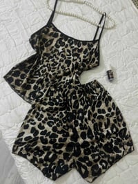 تراكات • شورتات • فري سايز