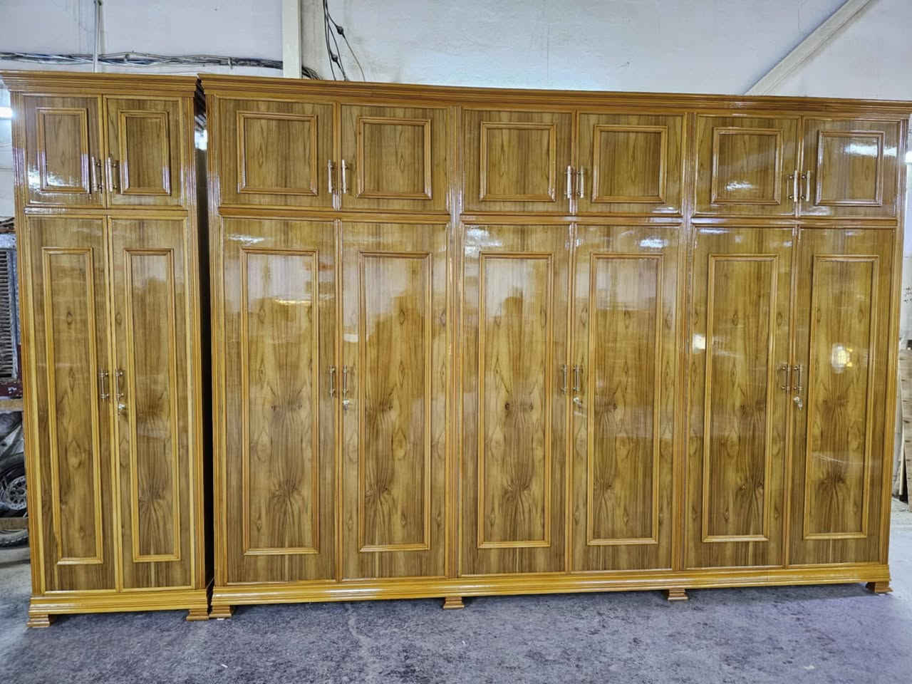 متابعينا الكرام 
السلام عليكم ورحمه الله وبركاته 
اليوم موديل جديد ...
والشغل عراقي درجه اولى....
شغل الموصل...ثقيل 
متوفر 4و5و6ابواب حسب الطلب
طابق واحد أو طابقين
كل الغرفه نقش وقبلمه زان ... 
--------------------------++++--------
الشد والنقل مجانا داخل مدينه عنه وراوه
توجد خدمه توصيل لباقي الا قضيه
التسليم بعد 15يوم من الحجز ان شاء الله
**********************
للاستفسار 
ثائر لتجاره الأخشاب ومستلزمات النجاره 
الانبار/ عنه/ شارع الحضره.
.قرب عالم الدراجات 
***********
***********
