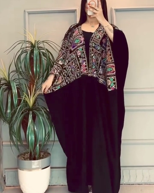 للي تحب التميّز بدون مبالغة
عبايات وبشت رمضان والعيد بتفاصيل ناعمة مرتبة
أناقة راقية تناسب السهرات، وصلاة العيد 🤍
متوفر جميع القياسات 
توصيل مجاني لجميع محافظات العراق


**إذا كنت صاحب هذا الإعلان وتريد حذفه لأي سبب، رجاءا أرسل رسالة إلى الدعم الفني**