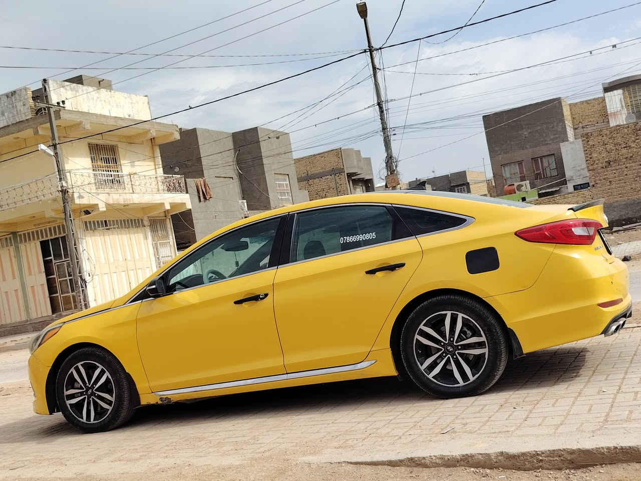 سلام عليكم سوناتا مديل 15شكل 17مكينه وكير كفاله سيارة فول مواصفات بصمه بنو رامه كشنات جلد تدفهه تبريد قطعتين سيارة بسمي  ما متوازي عل مداور ***********
