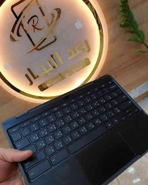 #لابتوب الدراسة توفر من جديد 🚨
لابتوب  كروم بنظام اندرويد للدراسة قلاب  360° لمس 💯✔
ذاكرة 32 والعشوائية 4
شاحنه تايب سي وبطارية 10 الاف ملي امبير
كيبورد عربي  ونضام عربي 
نضام اندرويد وسوق بلي 
الجهاز يعمل بنظام الاندوريد يدعم برامج التواصل الاجتماعية والتصفح والطباعة والالعاب 
وكذلك تكدر تشوف فيه Netflix و اليوتيوب مع امكانية تشغيل عالبطارية ذات الشحن الممتاز
الجهاز يشتغل بوبجي وماين كرافت وجميع الالعاب
 الاجهزه نظام كروم بوك
 ممكن اضافة ذاكرة لزياده المساحة 
الشاحنة اصلية
 مدخل لفلاش
 مدخل السماعه 
حجم الشاشه 13
يدعم دقة 8k 
..... 
سعر 95 الف دينار قلاب 360°  لمس
سعر 75 الف دينار غير قلاب لمس
.....
🚖متوفر توصيل لجميع المحافظات🚖
......
👍يتوفر لدينا العديد من الماركات وبأنسب الاسعار👍
🎁لمزيد من المعلومات راسل صفحة مكتب رعد البيار🎁
......
رمادي شارع التجنيد 🚦🚥🚦 خلف مستشفى الصفوة
قرب تقاطع الصياغ او قرب جامع الحاج كسار
☎️***********☎️
☎️***********☎️

