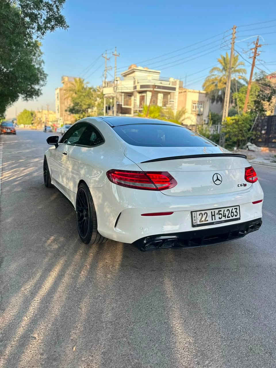 مارسدس 2017
C300 كوبي 
محدثه C63 
سياره كلش نضيفه 
فول 1ع1
ماشيه 62 
بنوراما 
داخل جلد احمر AMG
دركة D مال AMG 
حادثها فقط دعاميه اماميه 
كراسي كهرباء
قبغ جنطه كهرباء
فول السياره
رقم اربيل باسمي 
سعر 190 وبيها مجال 
مكان السياره بغداد حي الخضراء
***********
