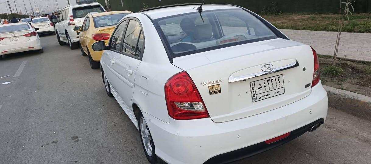 السلام عليكم
اكسنت فيرنه 
مديل ١٠ 
خصوصي بغداد 
سياره جديده وجاهزه من كلشي ربع متصرف عليهه
سياره خليجي فول مواصفات 
 سعرهه ٩٧ بيهه مجال  مكان بغداد
رقم صاحب السياره 
***********
