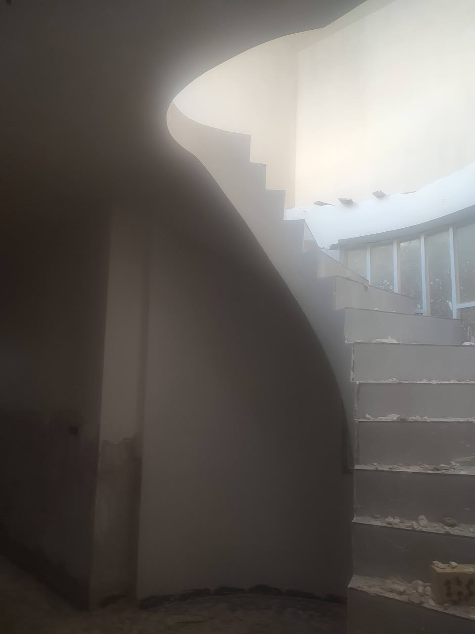 سلام عليكم جص بورك سمنت جراره يقل تقطيع طلس نثار متفرغ كربلاء ***********
