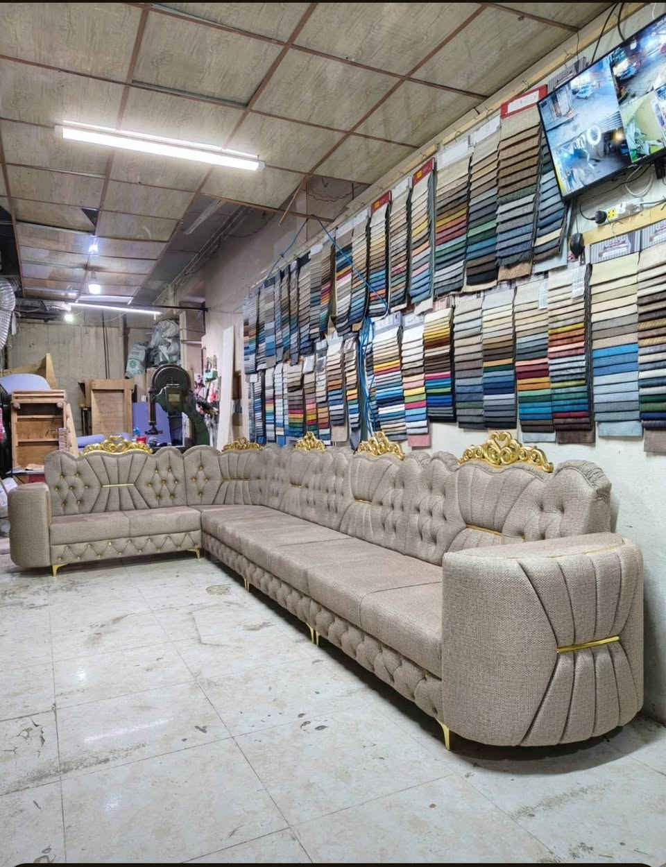 ((صل على محمد واله محمد))
يقدم لكم دوشمة ونجارة الحمداني  الدواوين  افضل الدواوين واجمل التخومه بااحدث التصاميم واجمل الالوان ( ويانا لاتحتار نجيك للبيت انقدملك الي يعجبك) مع اعطاء ضمان بل العمل مدة خمس سنوات (يعني تاخذ ديوانك او تخمك واي شي يصير بي نقدملك صيانه مجانيه ) وننطيك ضمان             
             ((فصالات تركيا 🇹🇷 الشغل بيدي عراقية))
        الخشب  بلوك16ملم +جام انج وربع +جام انج ونص
               الاسفنج  هاي اكسترا المقعد 10 سم
                    القماش   دبل بطانة وثقيل 
                           (((الموصل)))
                   (ملاحضه تجديد المستخدم) 
                  التواصل واتساب او الاتصال 
                       ‏
                       *********** حمودي

                       *********** عمر                   

🔴الموصل - باب جديد ـ قرب نجارة الفاروق 2 ـ دوشمة ونجارة الحمداني  

زورونا ستجدون مايسركم واسعار مناسبه 
تابعونا عالتيك توك تجدون كل الفيديوات والفصال التركيه 
دوشمة ونجارة الحمداني بادارة حمودي وعمر
