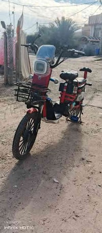 دراجة للبيع نظيفة جدا وبطاريات جدد مصار شهر من اشتريتهن كلشي شغال بيها...