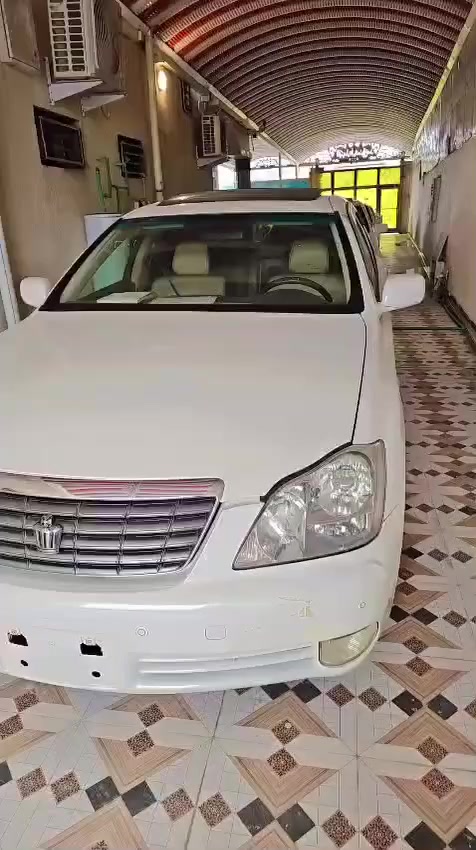 شاهينة فول مواصفات رقم بصرة مزاد تسجيل جديد شاصي 82 بصمه رصاصي تبريد خلفي ثلاجه كرستال *********** في البصرة 
بردات خلفي وبيبان
