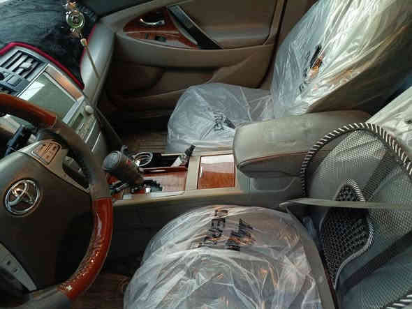 السلام عليكم . للمراوس فقط.
كامري ٢٠٠٩ وارد أمريكي فول مواصفات بيها ظربه بالجنطه ومصلحه . وبيها طخه بالچاملغ . أبيعلك صبغ حزام ومبينه بالصور .
الگير مالتها بي مشكله .
رقمها الأنگليزي الهزه جديده والسنويه لغاية ٢٠٣٠ وبأسمي .
أريدها مراوس شنو عندك دزلي نتفاهم . مكاني بغداد . حي الخضراء .
*********** أتصال خط أو واتساب .
غير متواجد على الفيسبوك.
