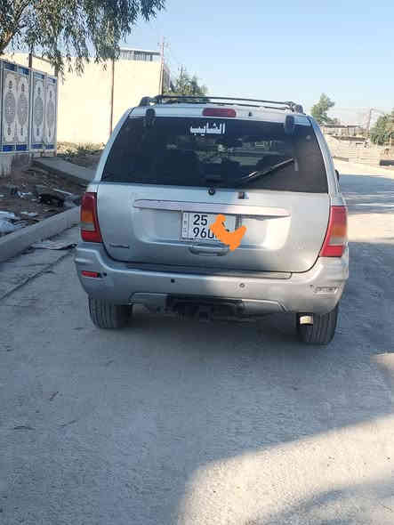 السلام عليكم جيب شيروكي سعر 55 وبيه مجال موديل  2000 السياره مصبوغه عوزهه بوليش ضربتهه خفيفه بس من فوك السياره نضيفه صدرهه 75بالميه السياره فول فتحه وحساسات السياره باسمي رقم كركوك دولي انكليزي مشروع وطني عوزهه ترتيبات قليله  مكاني بغداد رقم*********** مامتوجد عله فيس
