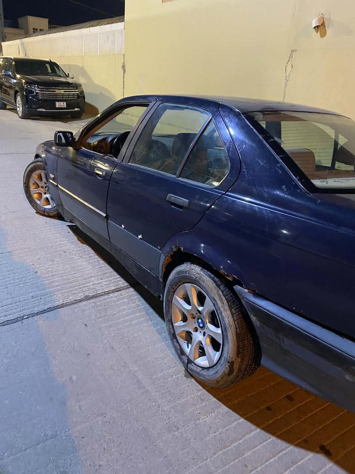 بي ام e36  السعر 20 ورقة
كير اوتو ومحرك صقر 6 المرغوب
السياره جاهزه نقصها حداديه 
ابيع كوم حديد بلا كلشي السياره من زمان عدنا واتكفلها من السرقة والطلب 
***********
