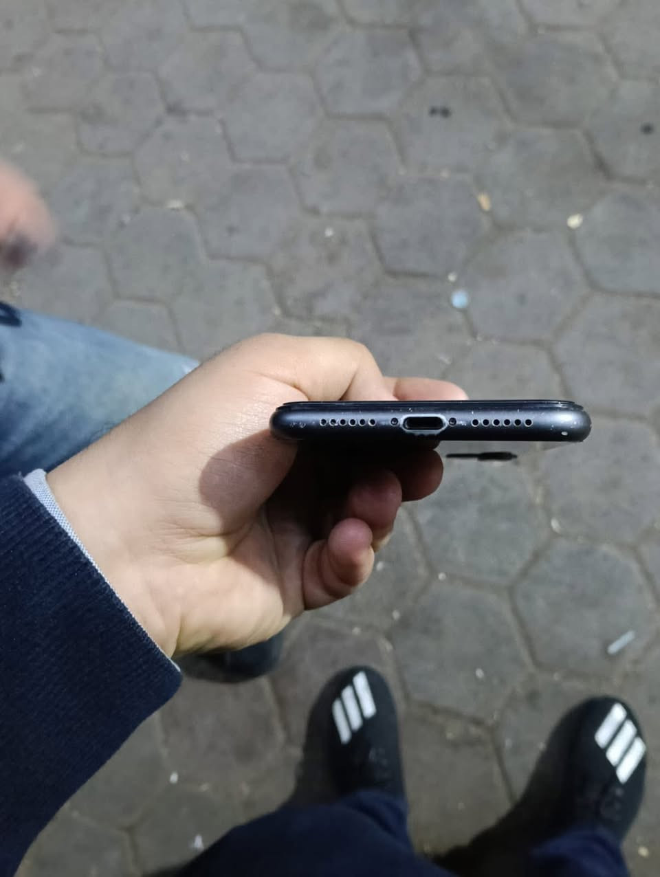 ايفون 11 مساحه 128 مغير بطاريه وضهر وفي كسر في باغه زي موضح في صوره بظبط السعر 8500


**إذا كنت صاحب هذا الإعلان وتريد حذفه لأي سبب، رجاءا أرسل رسالة إلى الدعم الفني**