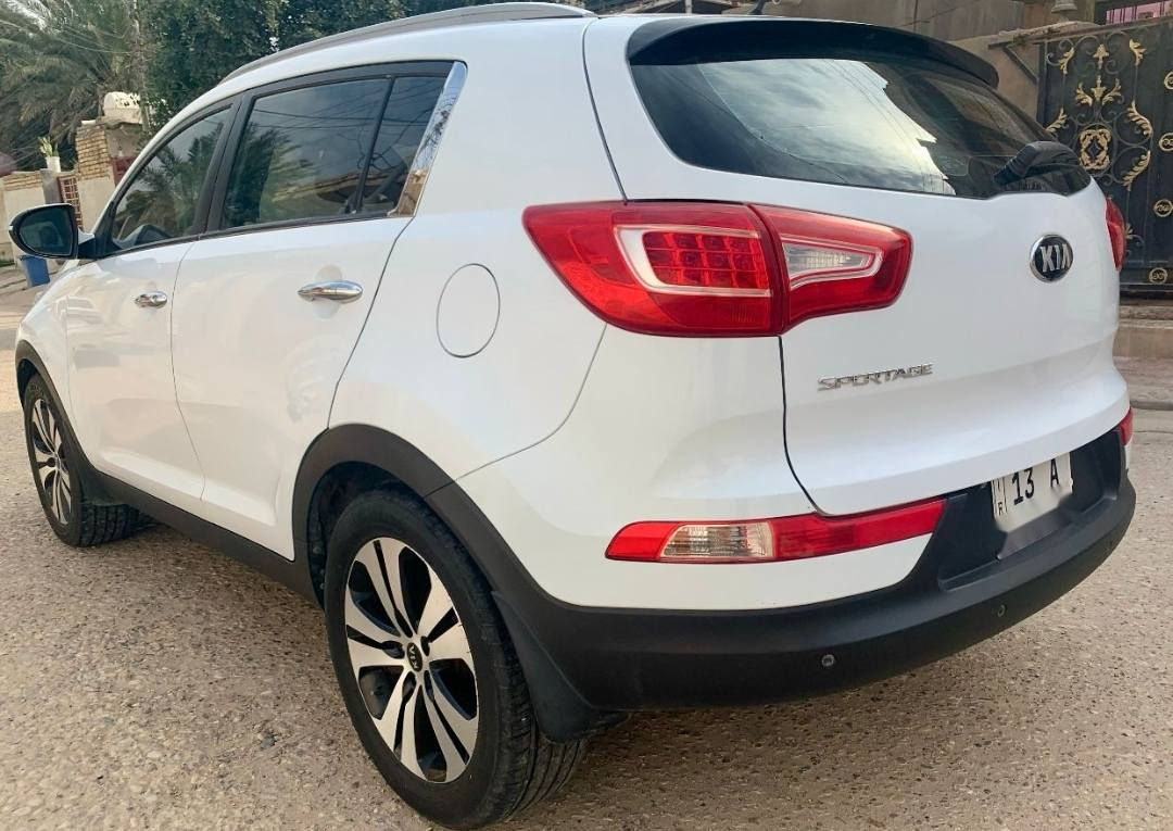 سلام عليكم 
سياره للبيع
االعنوان ميسان 
الاستفسارالمراسله على الأرقام  ***********
***********
كيا سبورتاج
الموديل2014
عددالمسافات125الف
سياره منفيس وسنويه بأسم صاحب السياره  
واردخليجي
سياره جديده على وضع الشركه مكفوله من الصبغ وتبديل برغي مامفتوح بيهه
سياره راعيها مستوردهاومرقمها
سنويه جديده تنتهي2029
السعر 165 
/ انا مكلف بنشر
