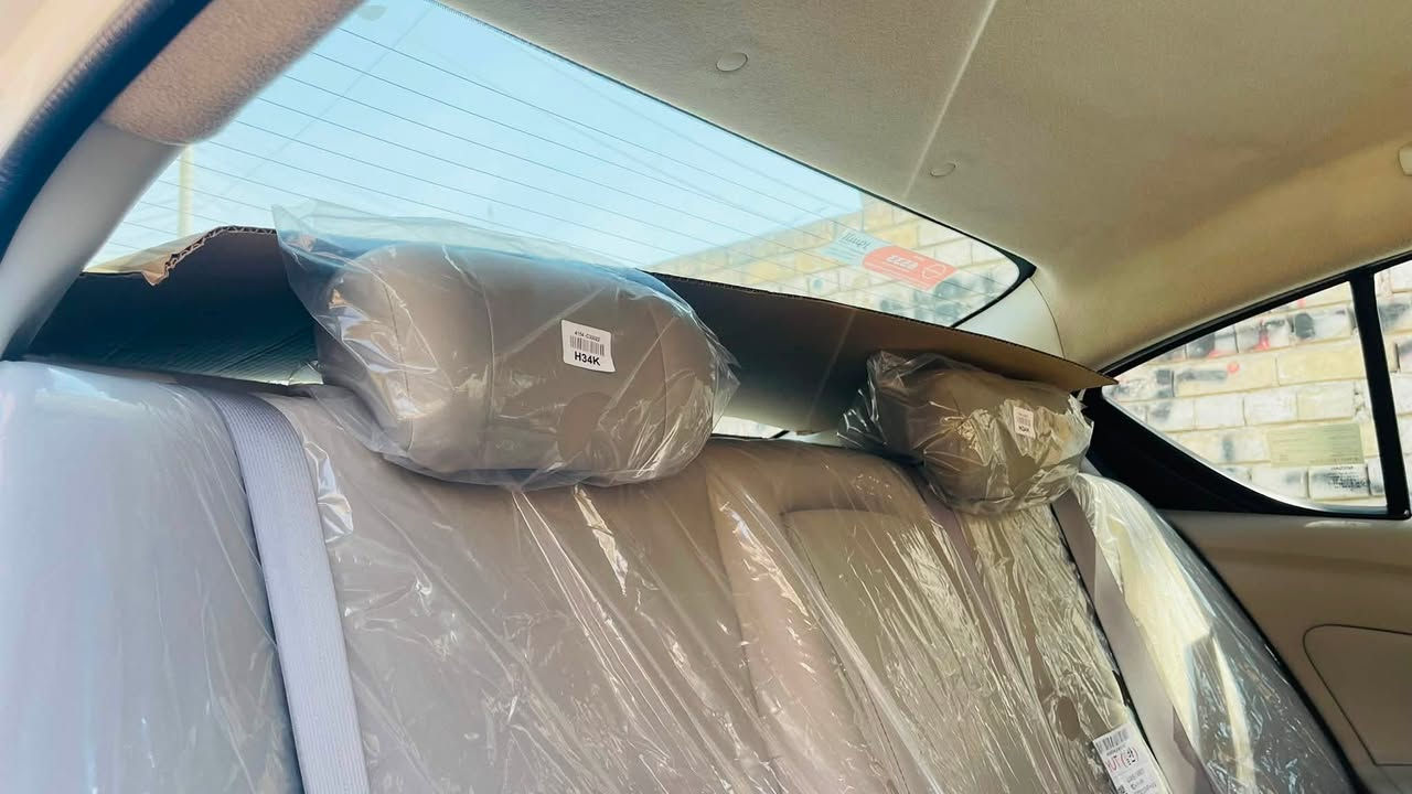السلام عليكم
سني موديل 25
مكفوله كفاله عامه
ماشيه 23 
السعر 122 بيها مجال حك الجيه 
العنوان بغداد الكراده شارع 42
الهاتف ***********
