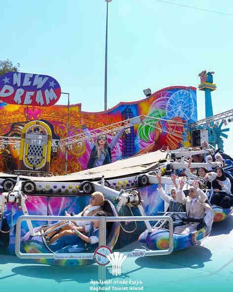 #هااام_يرجى_الإنتبااه 💥💥
📣 إلى إدارات مدارس خانقين المحترمين 📣
✨ السفرات المدرسية ويانه غير! ✨

وفروا لطلابكم سفرات ممتعة، منظمة وآمنة ويانه بشركة أصدقاء العمر للسياحة والسفر 🚍🌿

🛑 الرحلات المدرسية هي جزء مهم من التجربة التعليمية، حيث توفر فرصاً للتعلم والترفيه خارج الفصل الدراسي.

🔶 نقدم لكم أفضل الوجهات المدرسية وبأسعار تنافسية جداً مع خدمات عالية الجودة.

🌟 الوجهات المتوفرة للسفرات المدرسية:
🟢 جزيرة بغداد السياحية
🟢 المتحف البغدادي
🟢 السندباد لاند
🟢 شاري ياري – السليمانية
🟢 فاملي مول – السليمانية
🟢 المسرح الروماني

🎒 احجزوا رحلاتكم المدرسية الآن…
⏳ سارعوا بالحجز قبل اكتمال الجدول!

للاستفسار والحجز:
مراسلة الواتساب /
 📞 ***********

📍 خانقين – مجمع شاكر رضا – الطابق الثاني
