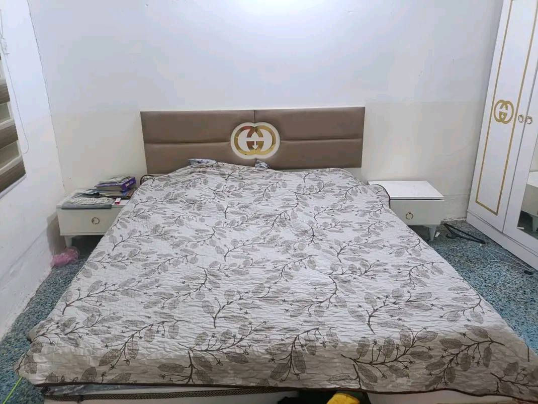 غرفه تركي خمس قطع للبيع الاتصال عل رقم الهاتف وبي واتساب ***********
