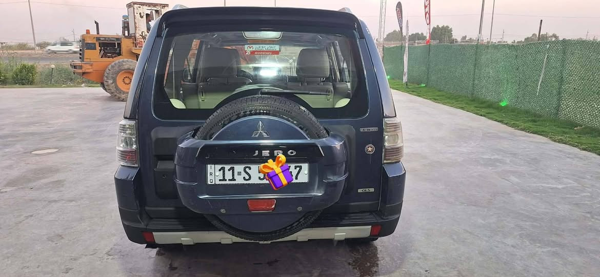 السلام عليكم. باجيرو ٢٠٠٨ فول حبتور مكينه ٣٨٠٠ رقم بغداد هزه جديده.. مكاني حله السعر ١١٦  ***********
