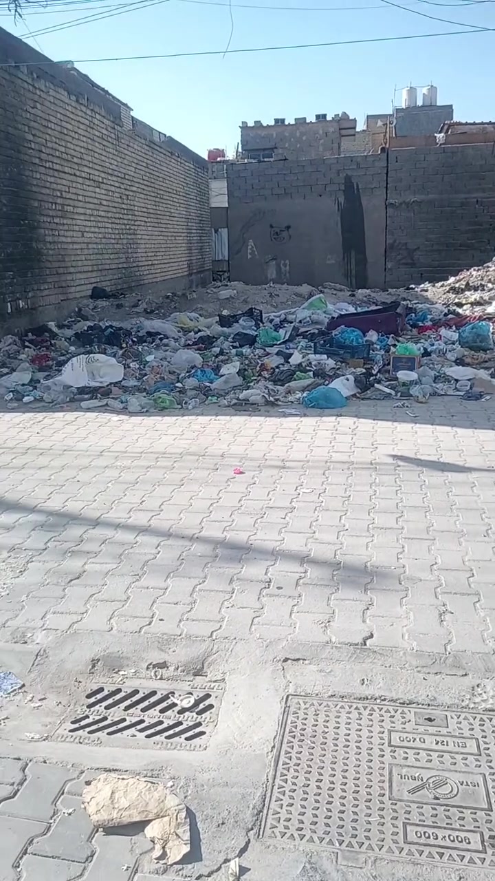 السلام عليكم قطعه ارض للبيع 112متر الشعله الدوانم ورا السجه شارع أبودراج خدمات كامله ماء ومجاري مقرنص وتبليط السعر 38 وبيه مجال الاستفسار ع الرقم ***********
