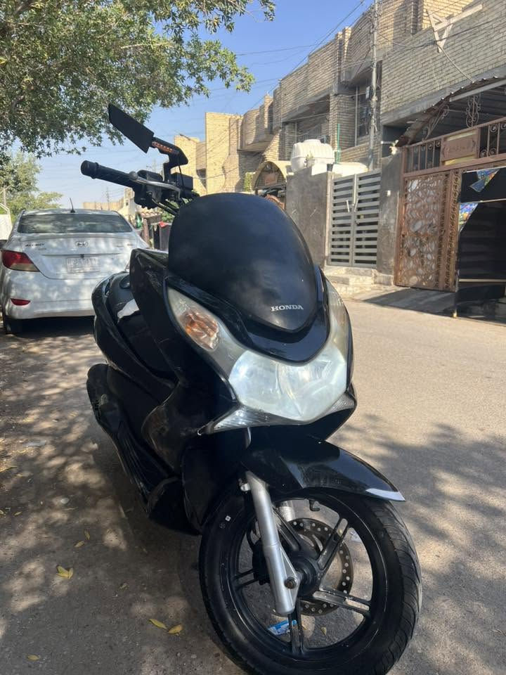 بيسي اكس جيل اول محرك 150 ياباني دراجة جديدة اي نقص مابيها شلعة معدل تشك الكاع كهربائيات كلها شغاله كفرات اصليه كلها بريكات جدد تايرات جدد دراجة جاهزة موديل 2013 أوراق كاملة سعر 1450 وبيهة مجال مكاني بغداد الشعب ***********

