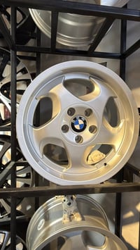 ويلات BMW • مقاسات ١٥-١٨ • جديد ومستخدم
