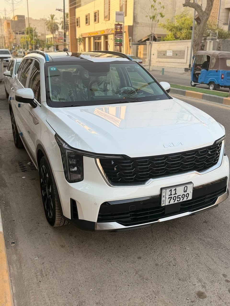 كيا سورنتو 25 خليجي
ماشية 17 الف
كفالة عامة من الزلغ 
مرقم بغداد كامل
محرك 6 سلندر 
بانوراما 
ويل 20
داتا شو 
دبل كامرة
كير ماوس
كراسي كهرباء 
جنطة كهرباء 
بصمة وتشغيل عن بعد
شاشة متصلة تعمل بنظام بلي كار نفيكيشن

***********
ميسان
