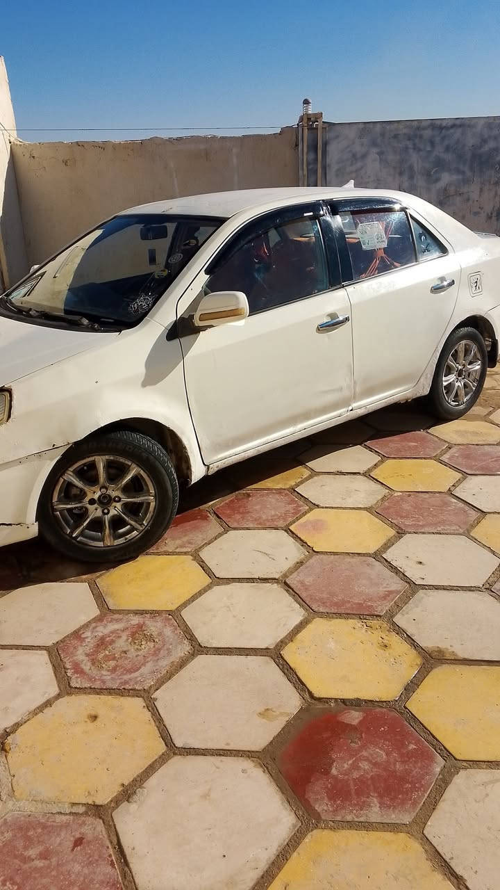 سياره جلي ام كي موديل 12 مكينه نضيفه وسدر جديد وطخم تاير باتري جديد رعيهه موجود السعر 30 وبيهه مجال  مكان الناصريه مركز رقم الهاتف ***********
