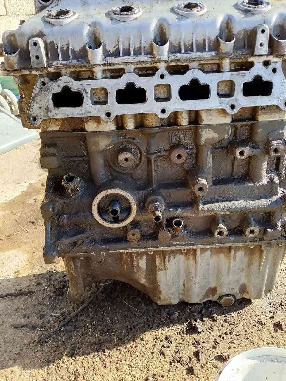 السلام عليكم شباب محرك سياره شيري كوين البيع بس عاوج والف لاشراي يجي خاص او اتصال ***********
