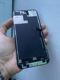 شاشة اولد 14 برو ماكس درجة اولى سعرها بلسوك 150 نظيفة لك ب75 الف 07701...