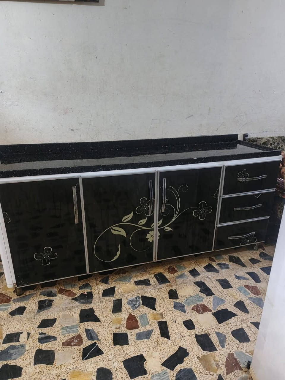 مجمدة شغالا عل فحص 14قدم سعر 210وبي مجال طباخ فريش المصري كلا شغال عل فحص سعر 150وبي مجال كاونتر تسكام لصلي ايةةضررمابي سعر 300وبي مجال مكان بغداد جسر ديالي يوجد توصيل بكروة شراي تفضل خاص


**إذا كنت صاحب هذا الإعلان وتريد حذفه لأي سبب، رجاءا أرسل رسالة إلى الدعم الفني**