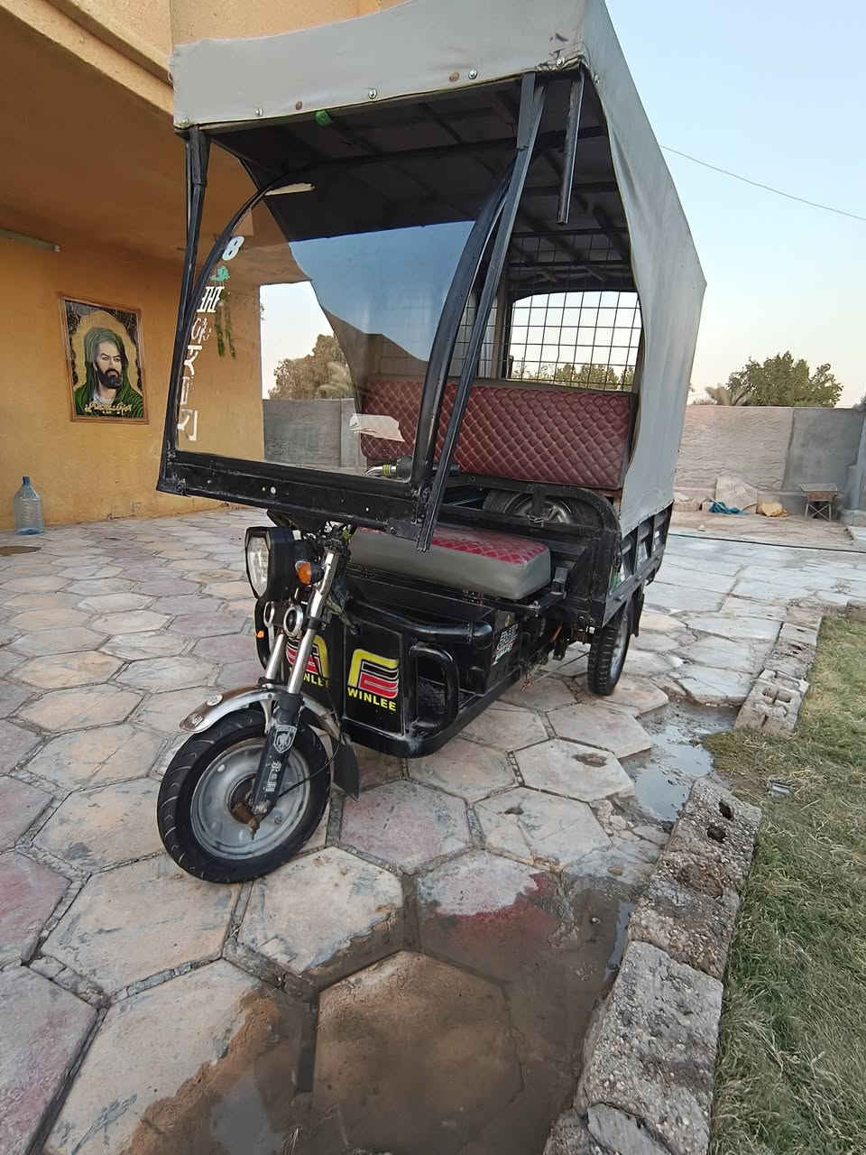 السلام عليكم ستوته شحن للبيع المكان بغداد   ***********
