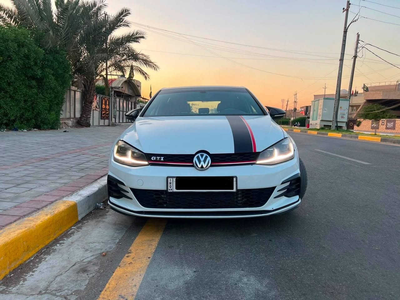 السلام عليكم
كولف GTI شمالي للبيع شرط التحويل السعر 150$ ماشية 64 الف مايل مكاني بغداد عليها برمجة  ‭

‭***********
