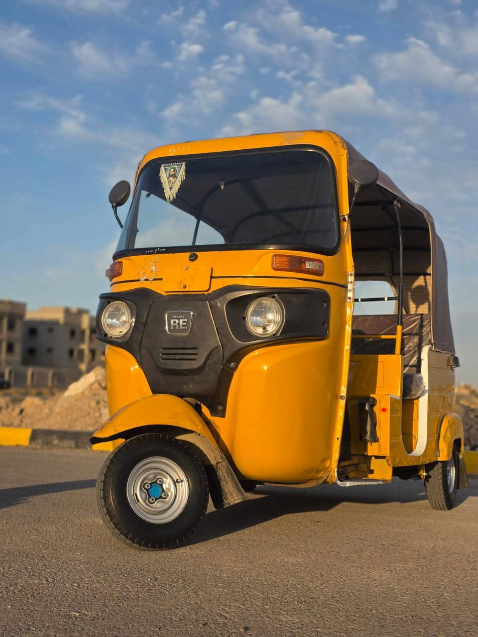 اسلام عليكم تكتك عشرين20 شهر 11كفاله عامه حلوه ومرتبه مال جناي ما عوزه شي الاتصال ***********
